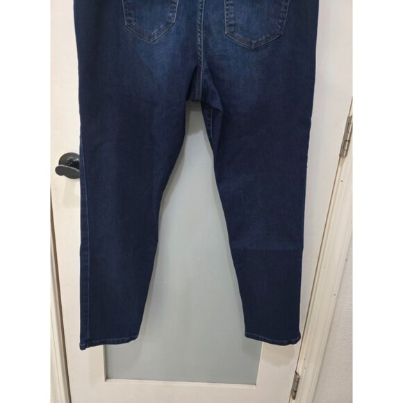 Isabel Maternity by Ingrid & Isabel Size 16/33R Blue Skinny Jeans Over Belly - Picture 11 of 14